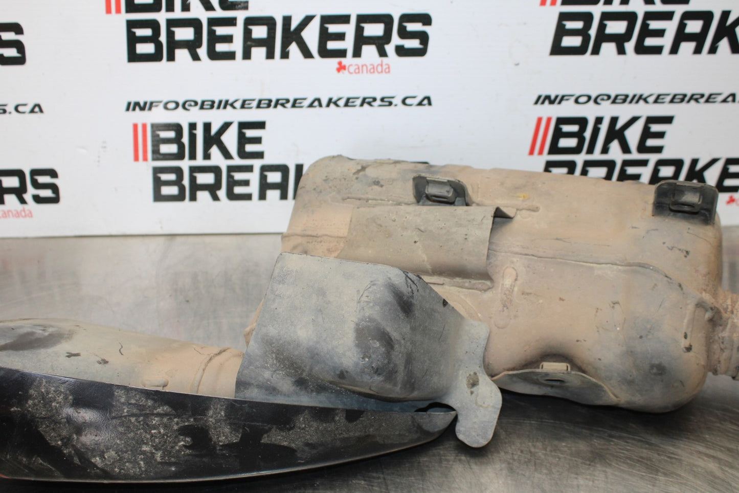 06-07 SUZUKI GSXR 600 EXHAUST PIPE MUFFLER SLIP ON CAN SILENCER BB178