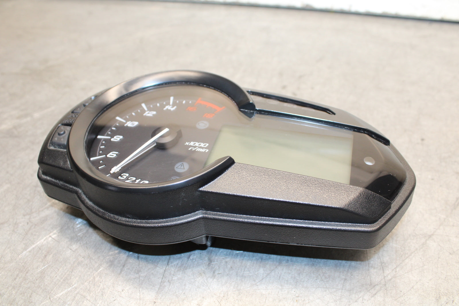 13-18 KAWASAKI NINJA ZX6R SPEEDO TACH GAUGES DISPLAY CLUSTER SPEEDOMETER BB666