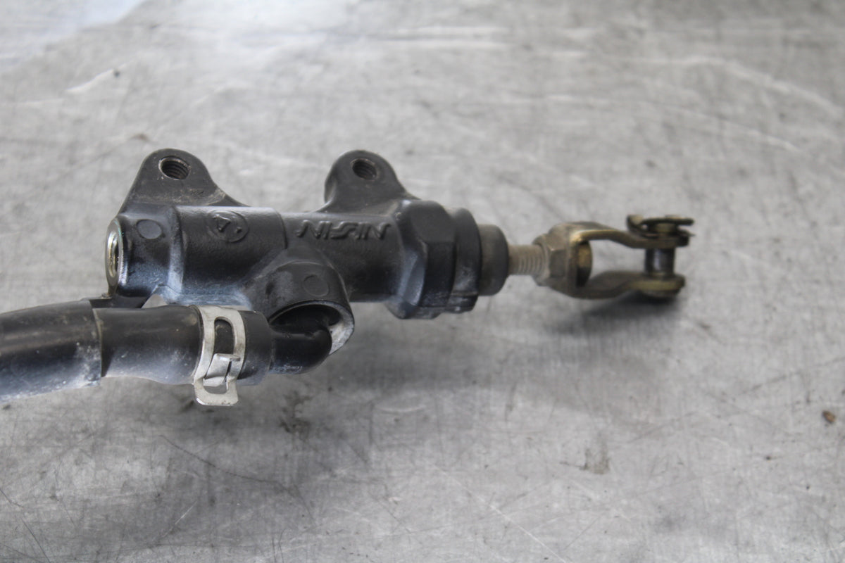 01-06 TRIUMPH TIGER 955I REAR BACK BRAKE MASTER CYLINDER W RESERVOIR  BB693