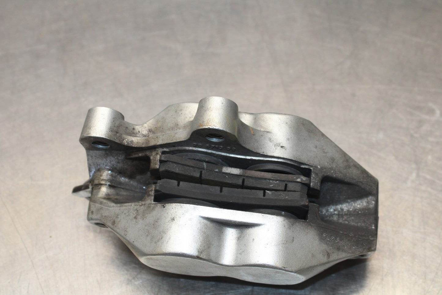 05-06 VICTORY KINGPIN DELUXE FRONT BRAKE CALIPER BB195
