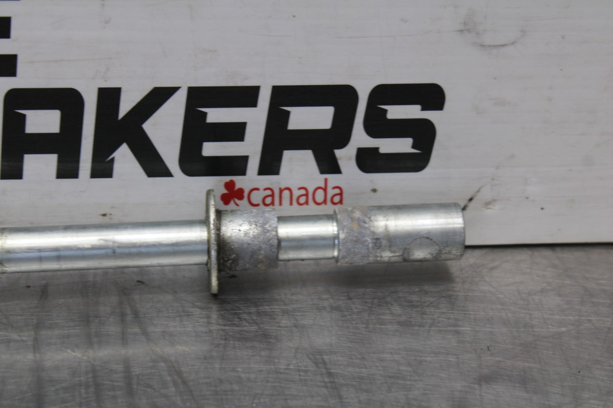 05-09 SUZUKI BOULEVARD C90 FRONT WHEEL RIM AXLE PIVOT BOLT BB918