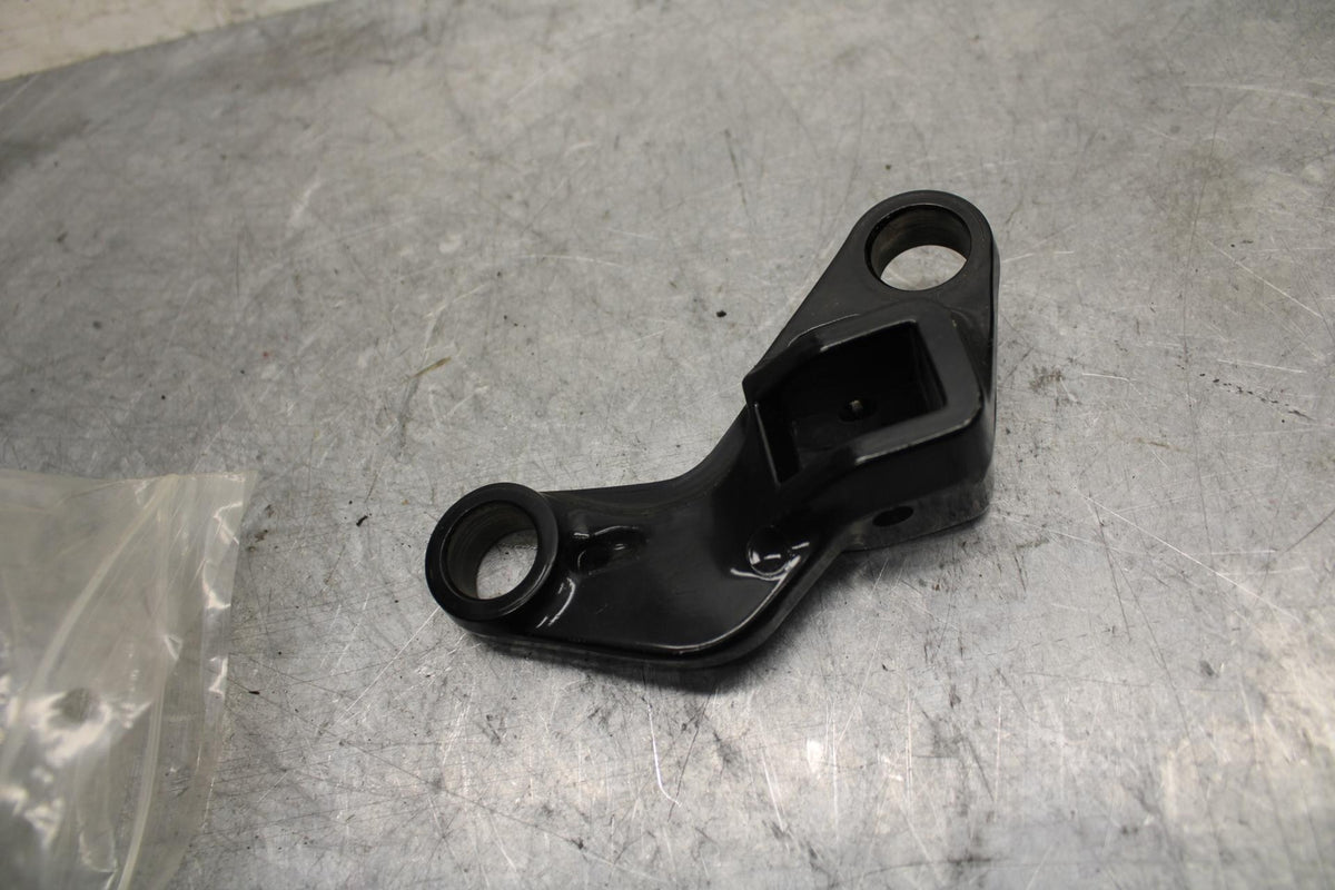 1990 Suzuki Katana 600 GSX600F RIGHT REARSET  DRIVER FOOT PEG  43531-19c00  BB42