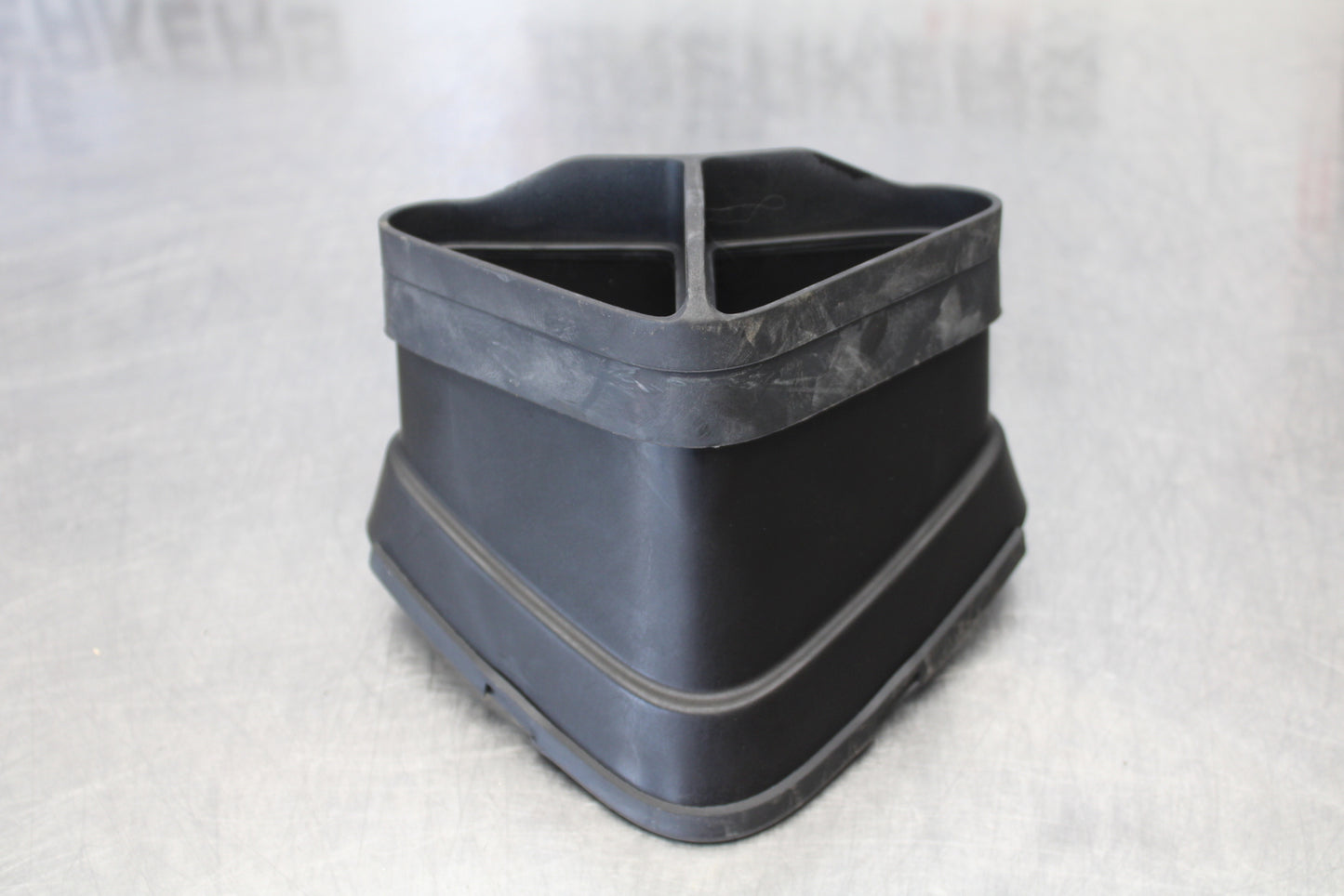 23-24 KAWASAKI NINJA ZX14R NEW!! RAM AIR INTAKE TUBE DUCT BB169