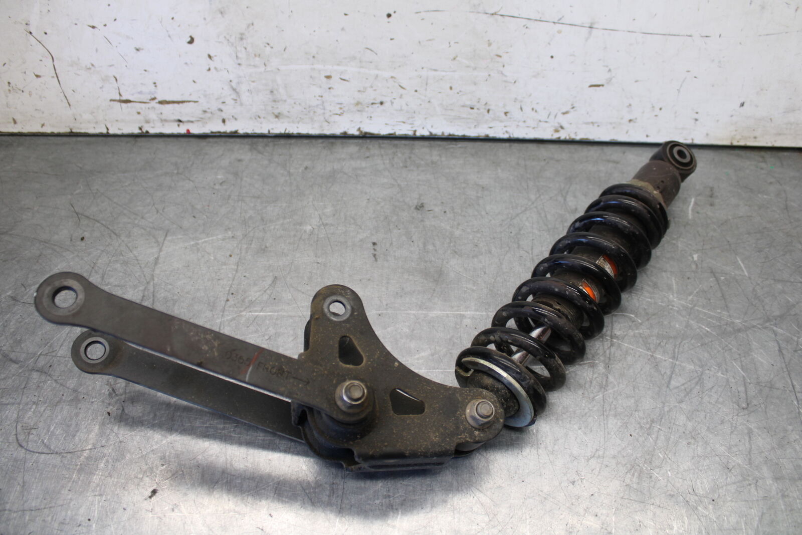 19-22 KAWASAKI Z400 REAR BACK SHOCK ABSORBER SUSPENSION BB708