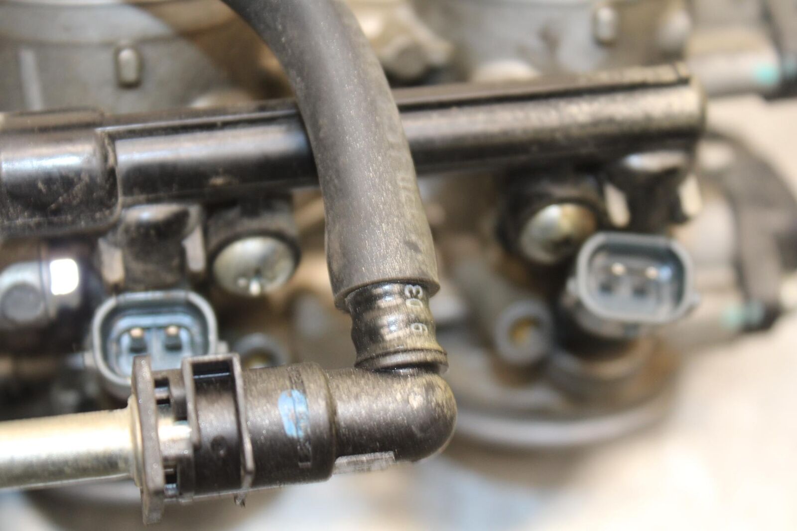 09-12 KAWASAKI NINJA ZX6R MAIN FUEL INJECTORS / THROTTLE BODIES 16163-0128 BB617