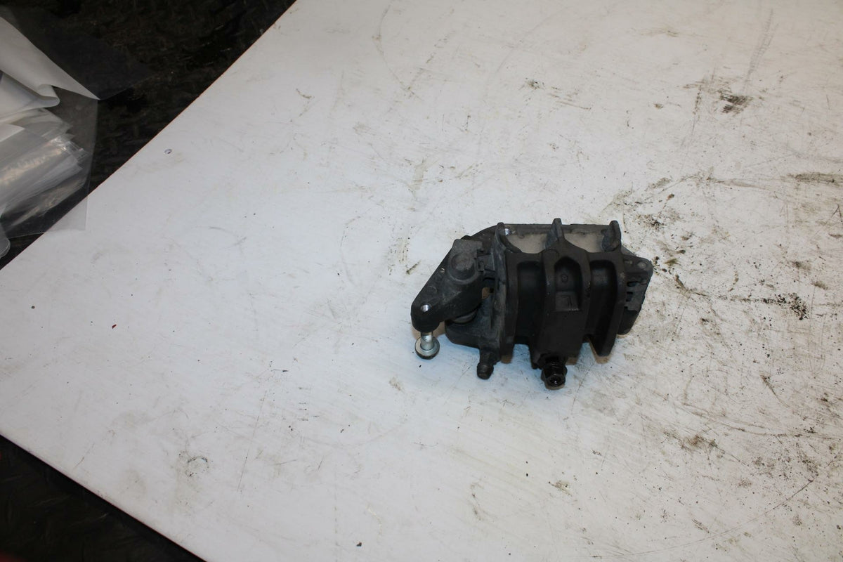06 HONDA SHADOW 750 VT750C LEFT FRONT BRAKE CALIPER BB352