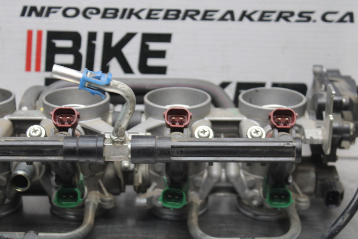 08-10 SUZUKI GSXR 600 MAIN FUEL INJECTORS / THROTTLE BODIES BB803