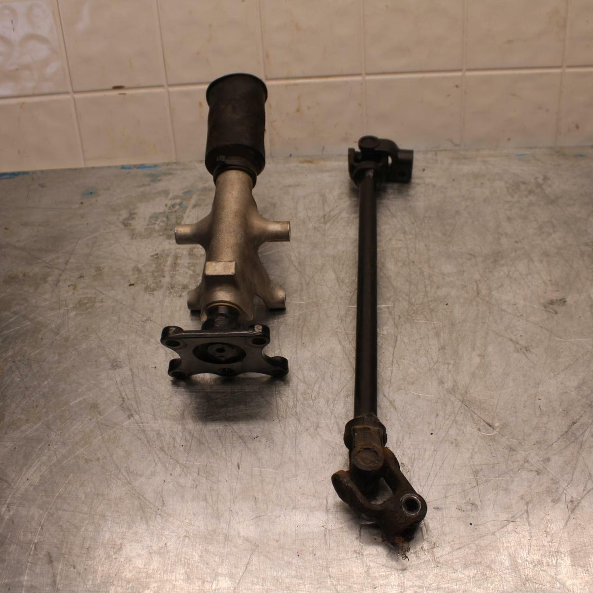10-12 CAN AM SPYDER RT STEERING STEM COLUMN SHAFT BB415