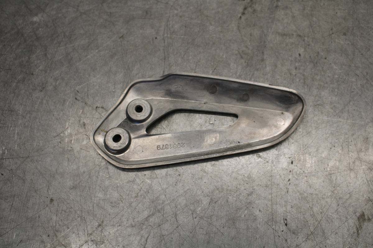 19-21 TRIUMPH SPEED TWIN 1200 RIGHT REARSET REAR SET HEEL GUARD COVER  BB653