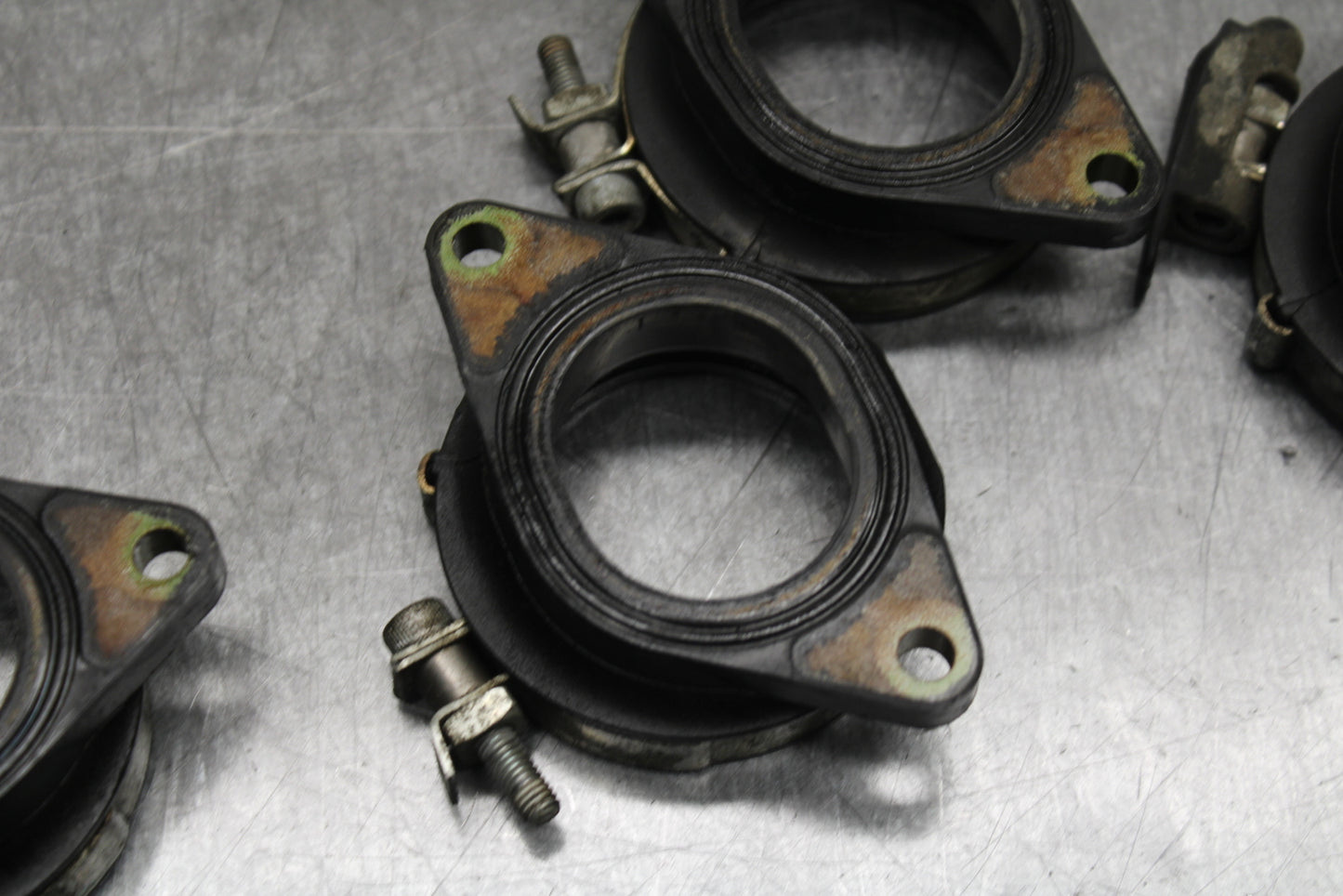 06 YAMAHA YZF R6 AIR INTAKE BOOTS BB716