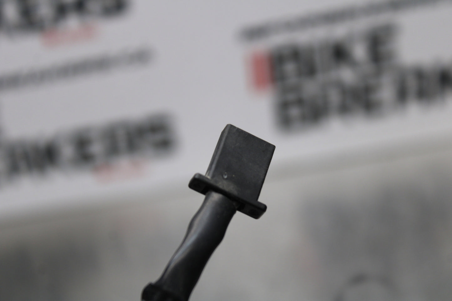 04-05 KAWASAKI NINJA ZX10R LEFT CLIP ON HANDLE HORN SIGNAL SWITCHES  BB163