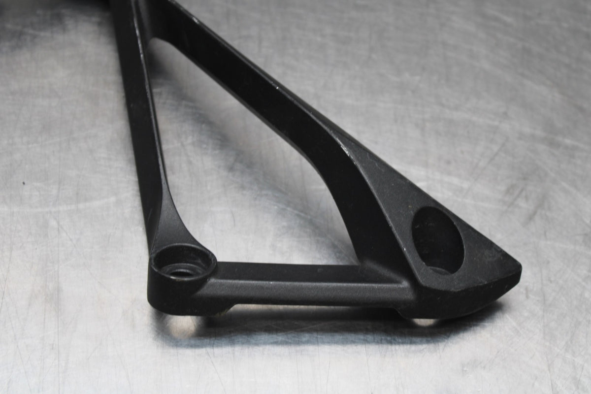 11-15 KAWASAKI NINJA ZX10R LEFT REAR BACK PASSENGER PEG BB840