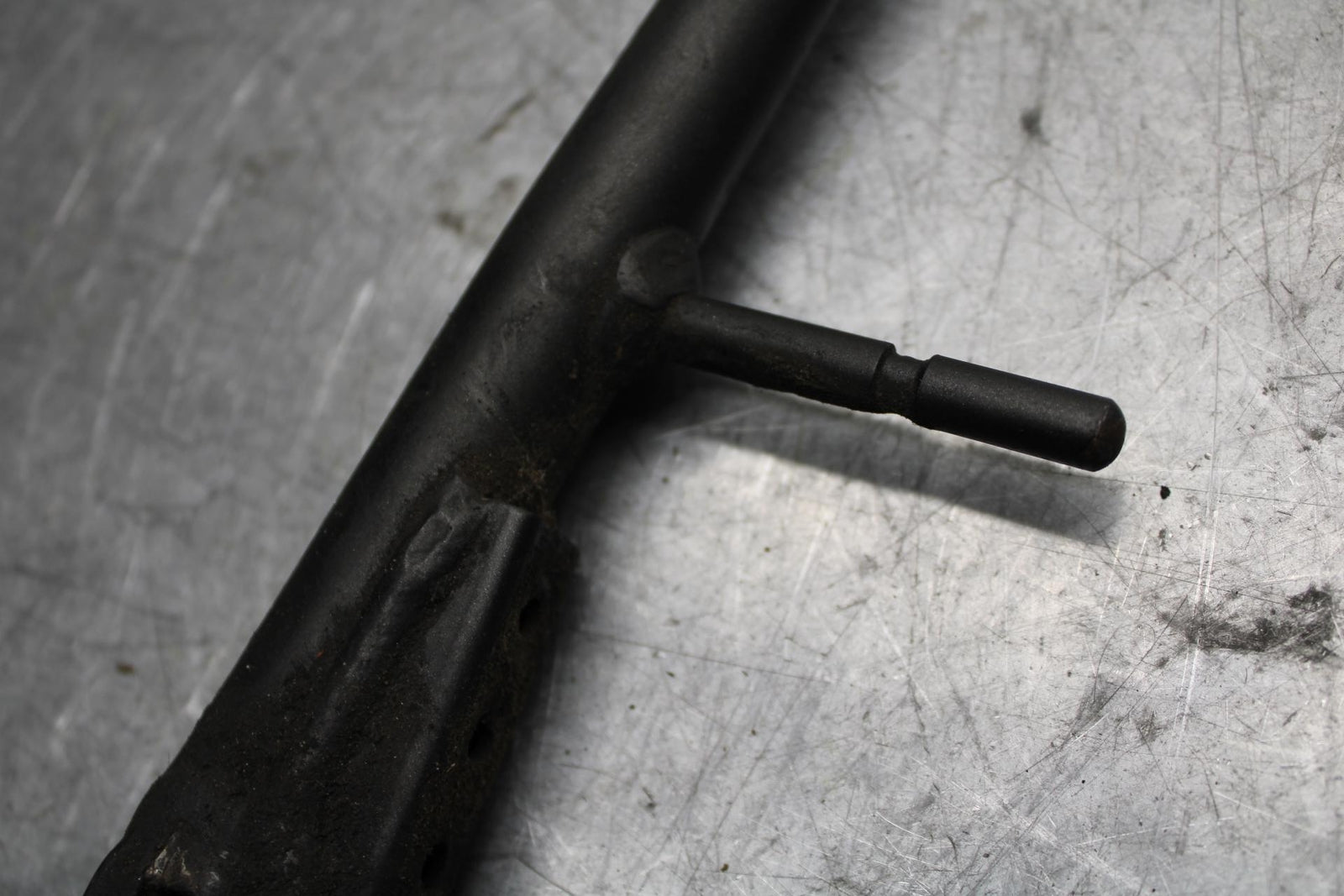 17 KAWASAKI Z900 ZR900 KICKSTAND SIDE KICK STAND 34024-0141-18R BB549