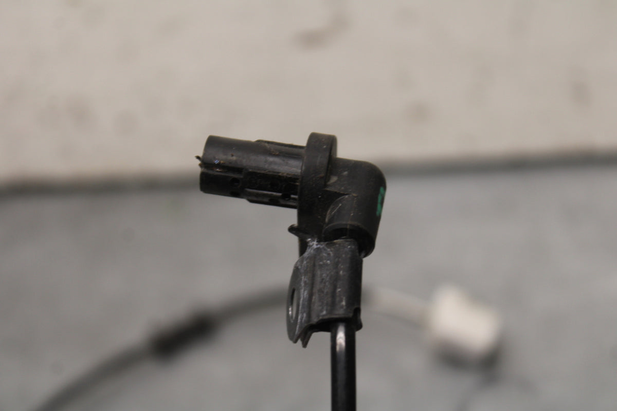22-24 YAMAHA XSR900 FRONT ABS BRAKE SENSOR BB683