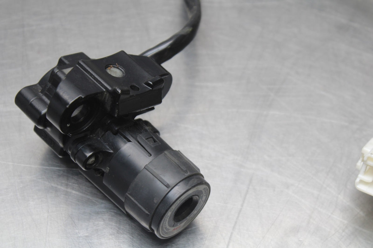 13-18 KAWASAKI NINJA ZX6R IGNITION LOCK W KEY BB666