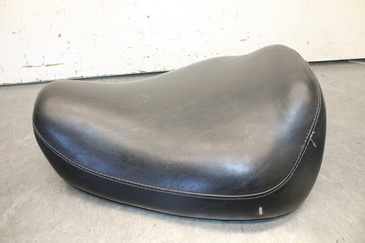 04-16 HARLEY-DAVIDSON SPORTSTER 883 FRONT DRIVERS SEAT BB680
