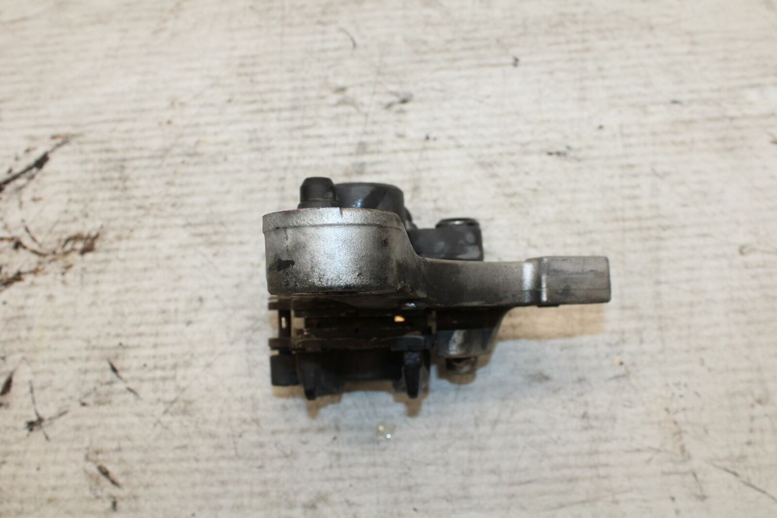 07-12 HONDA CBR600RR REAR BACK BRAKE CALIPER W MOUNT BRACKET BB309