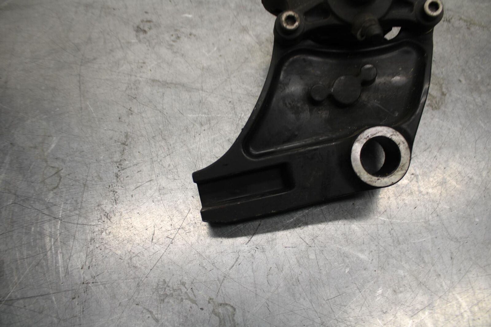 08-09 KAWASAKI NINJA ZX14R REAR BACK BRAKE CALIPER W MOUNT BRACKET BB73