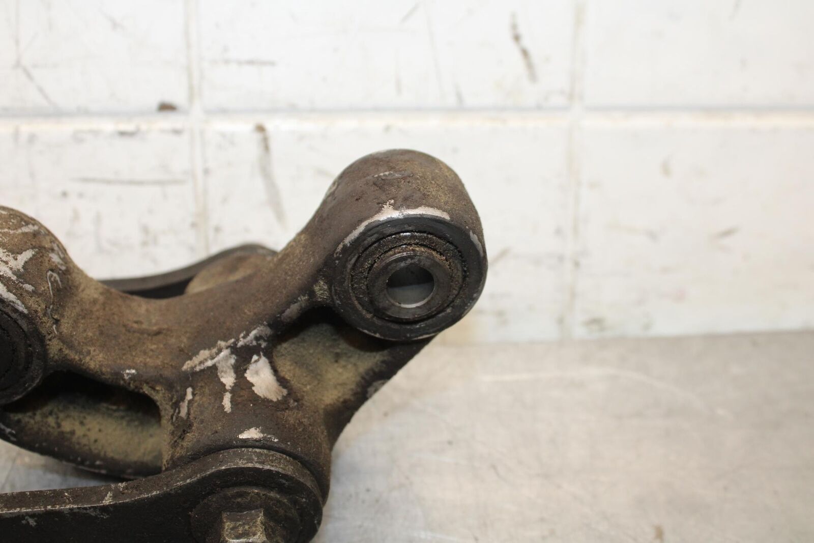 2006 Suzuki SV650S REAR DOGBONE SHOCK LINKAGE LINK BB65