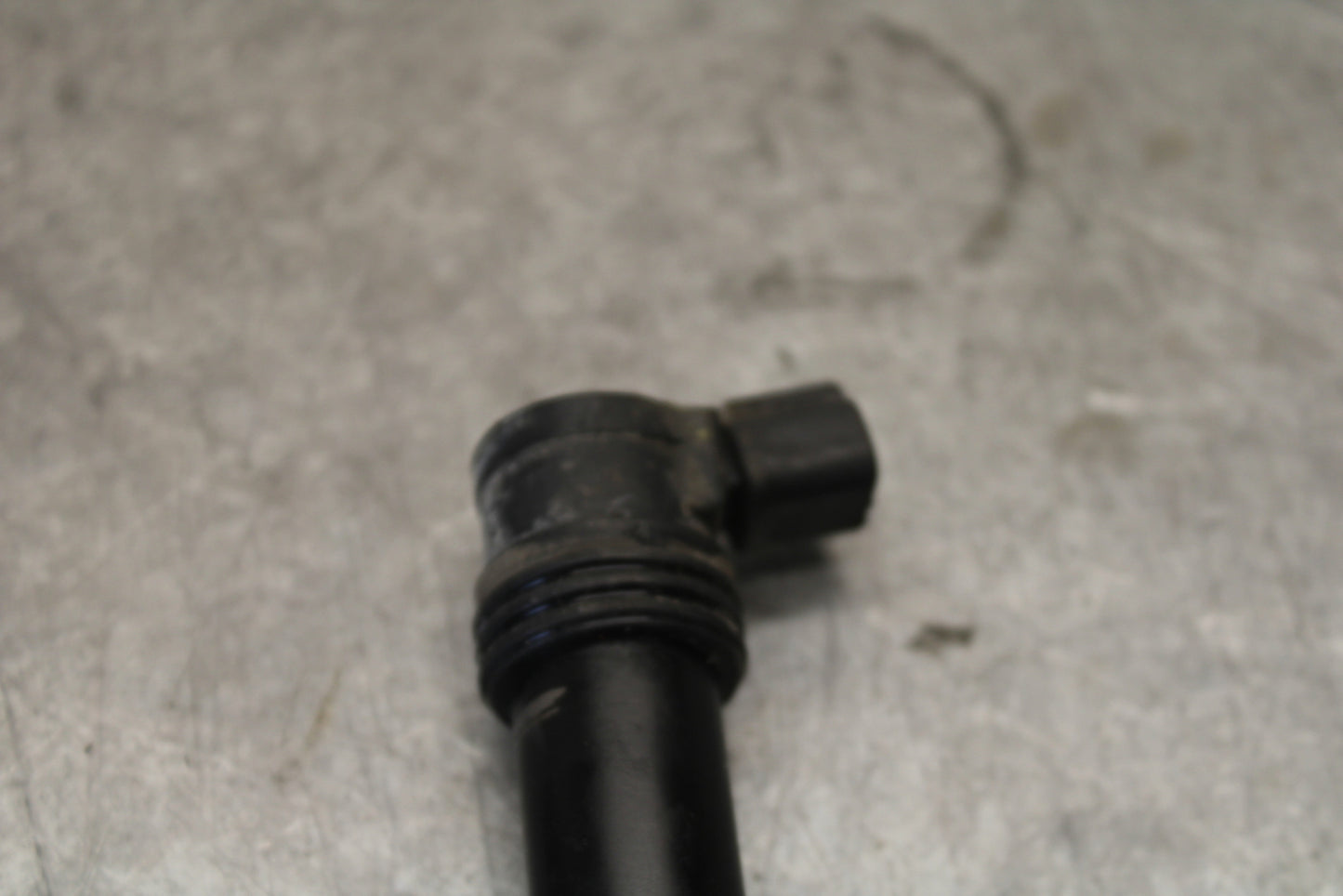 03-04 KAWASAKI NINJA ZX6RR IGNITION COILS COIL SPARK PLUG CAPS BB684