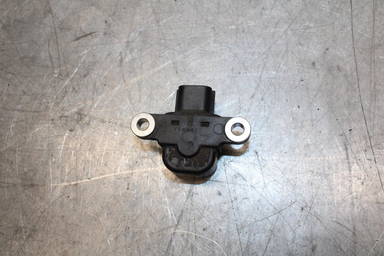 17 KAWASAKI Z900 ZR900 TIP OVER BANK ANGLE CRASH SENSOR SWITCH  BB549