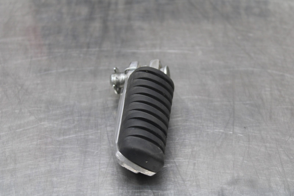 08-12 KAWASAKI NINJA 250R EX250J RIGHT FRONT FOOT REST PEG STEP BB784