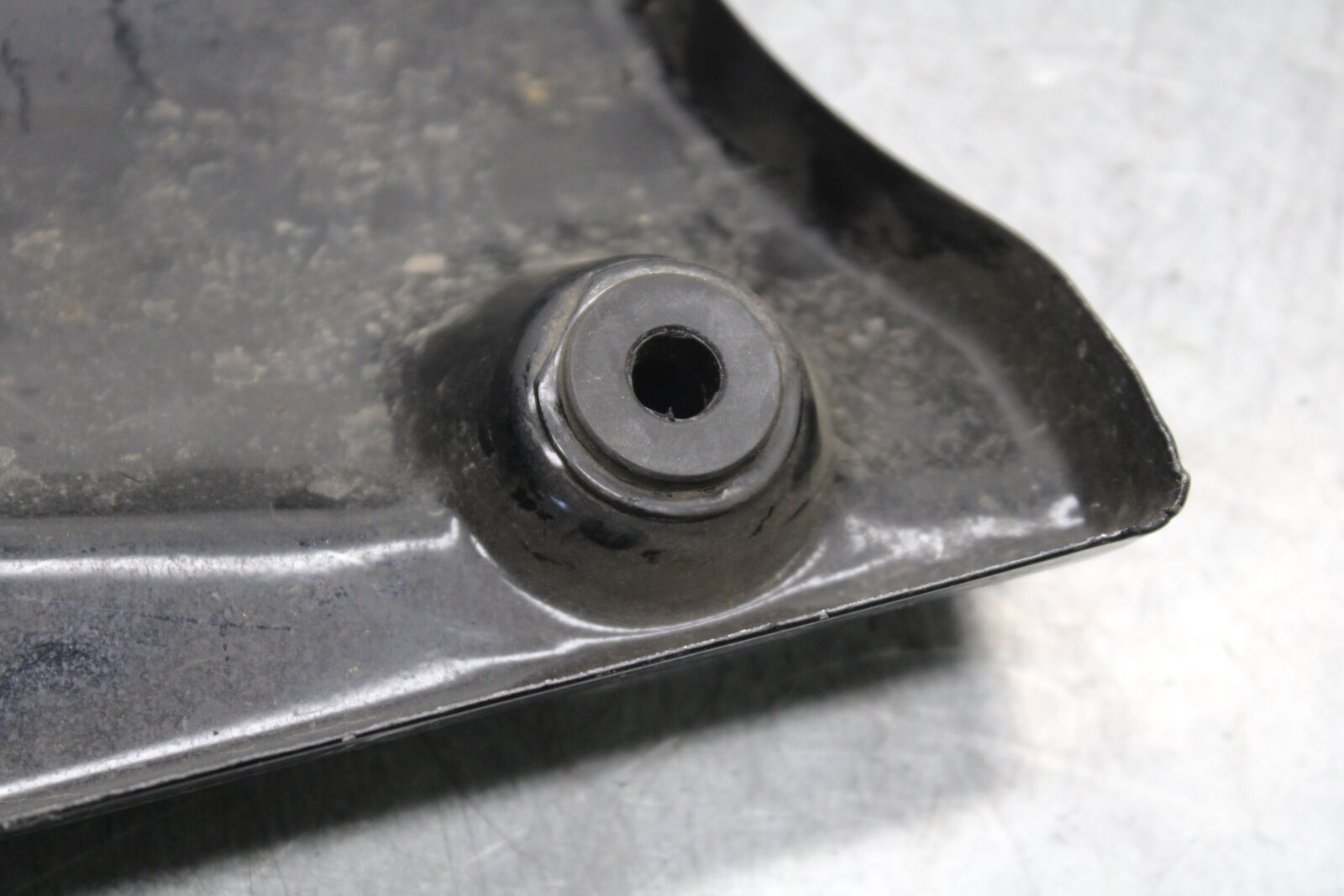 05-06 SUZUKI BOULEVARD M50 ENGINE SPROCKET COVER BB671