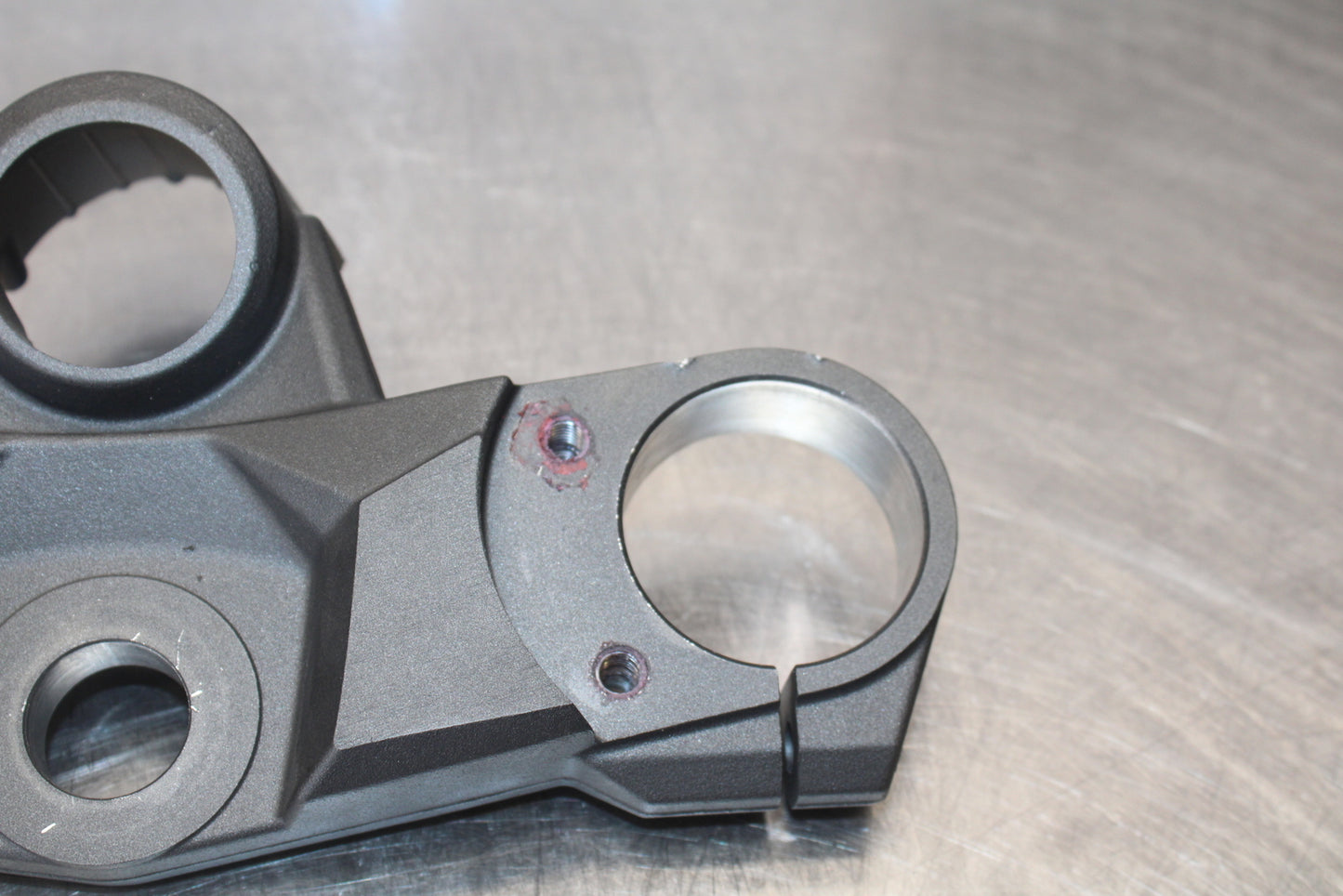 23-24 KAWASAKI NINJA ZX14R FORKS UPPER TRIPLE TREE CLAMP BB169