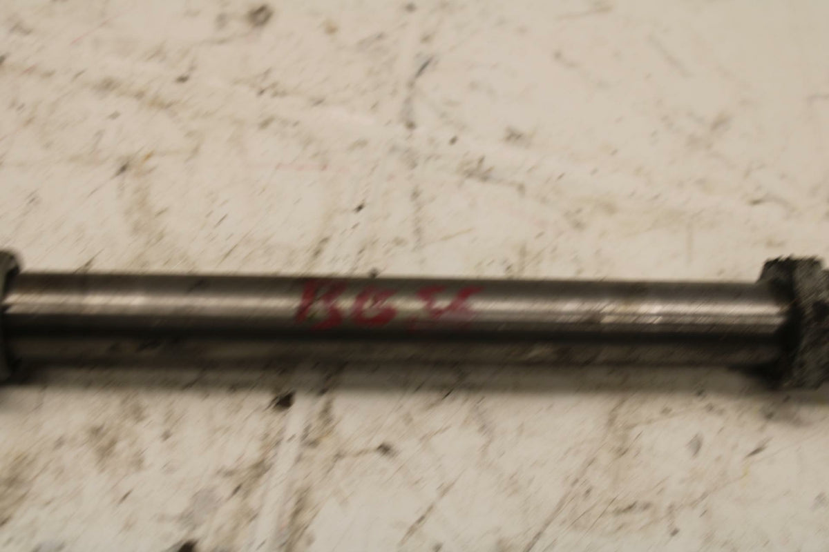 72 HONDA CB500 K1 FRONT WHEEL RIM AXLE PIVOT BOLT BB24