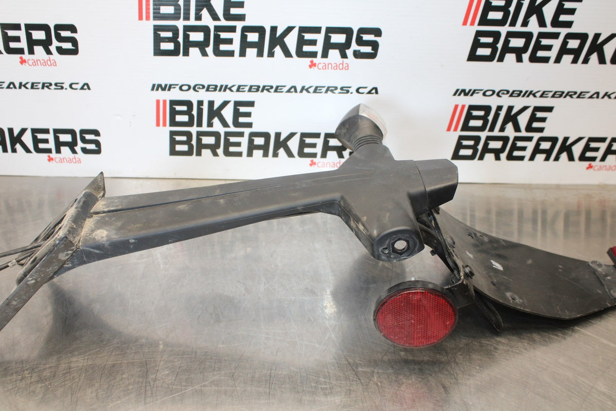 17-22 KTM 390 DUKE REAR BACK FENDER MUD GUARD BB180