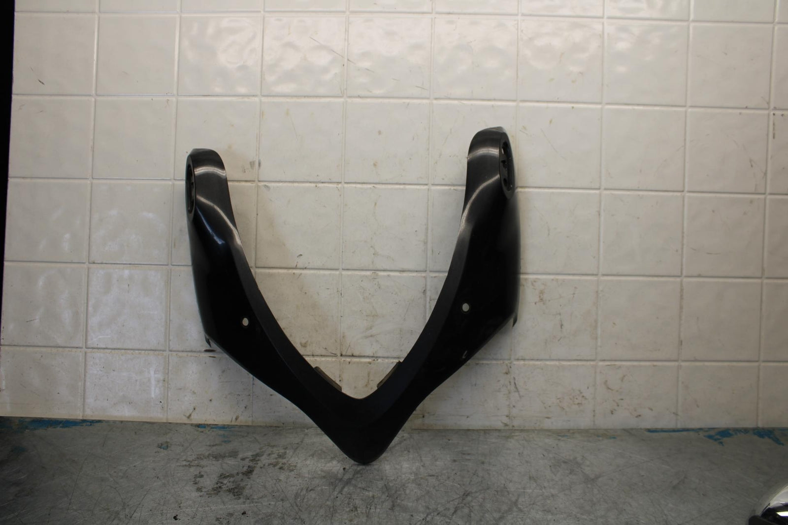 01-05 SUZUKI BANDIT 1200S GSF1200S FRONT UPPER NOSE FAIRING COWL SHROUD BB428