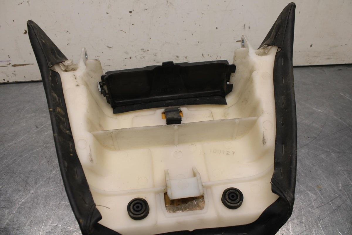 93-07 YAMAHA VMAX 1200 REAR BACK PASSENGER SEAT BB634