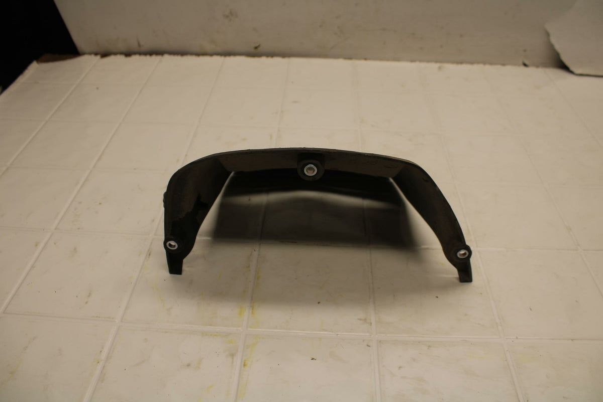 08-16 YAMAHA YZF R6 REAR BACK WHEEL TIRE HUGGER FENDER BB406