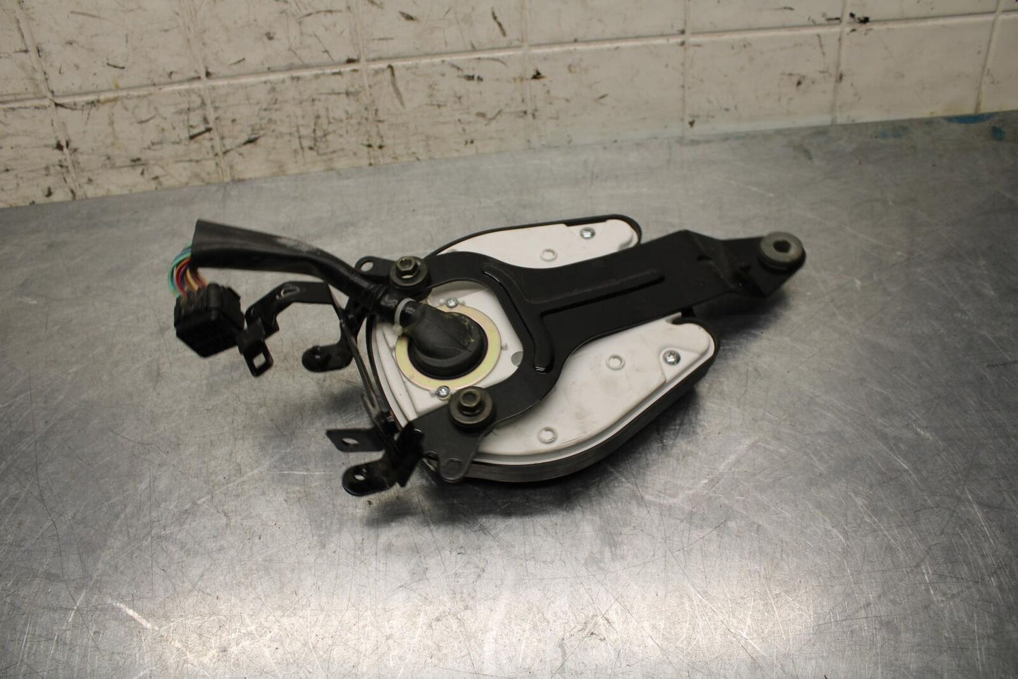 2005 Kawasaki Vulcan 1600 VN1600A Classic GAUGES METER SPEEDO TACH BB574