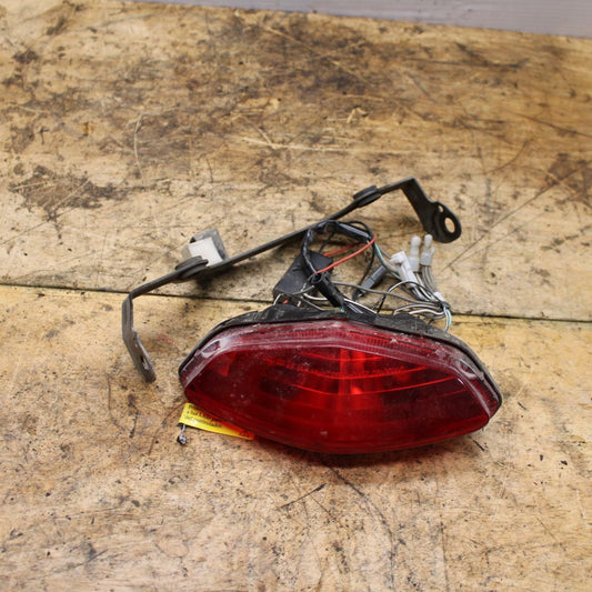 07-11 SUZUKI VSTROM 650 REAR TAIL TAILLIGHT BACK BRAKE LIGHT BB340
