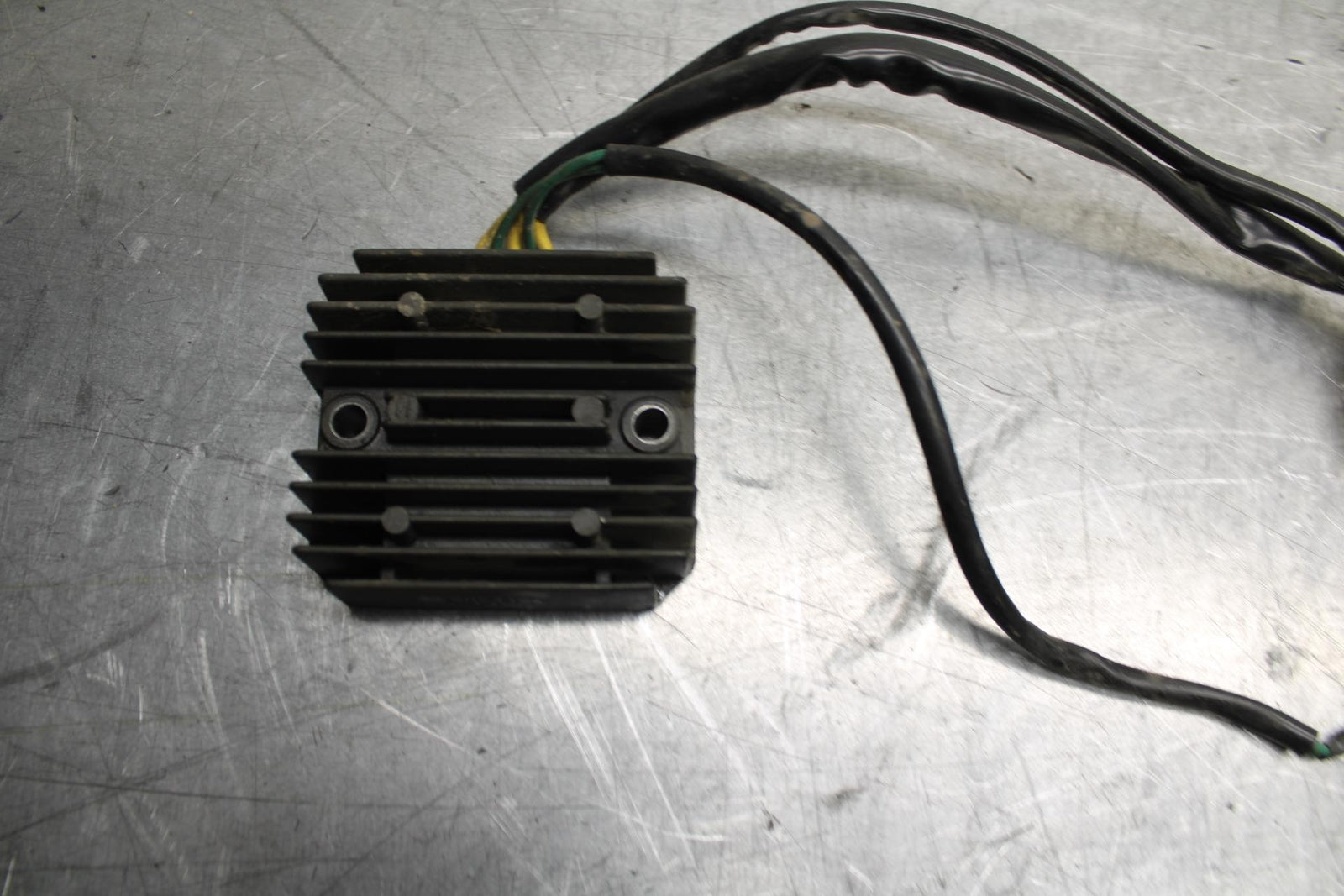 16-18 KTM 690 DUKE RECTIFIER VOLTAGE REGULATOR BB631