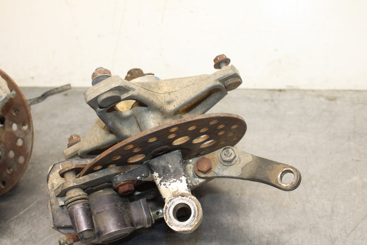 85-86 SUZUKI QUADRACER 250 FRONT WHEEL RIGHT LEFT HUBS HUB SET BB126