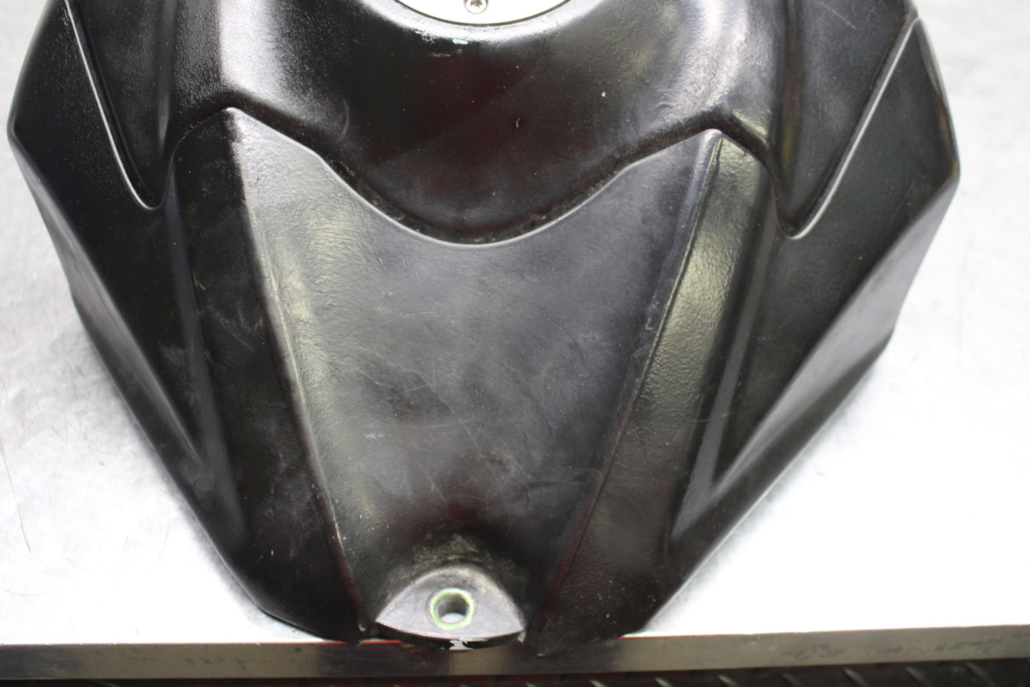 08-10 SUZUKI GSXR 600 GAS TANK FUEL CELL PETROL RESERVOIR BB753