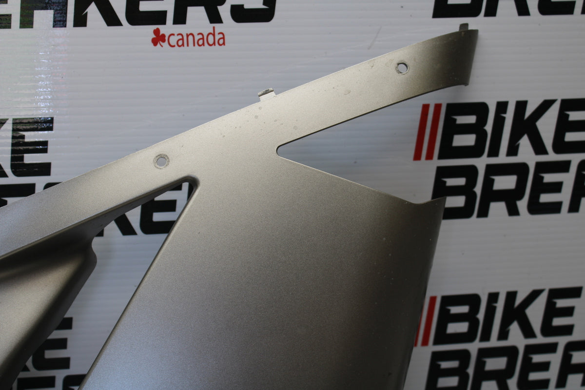 04-05 KAWASAKI NINJA ZX10R RIGHT MID UPPER SIDE FAIRING COWL PLASTIC BB163