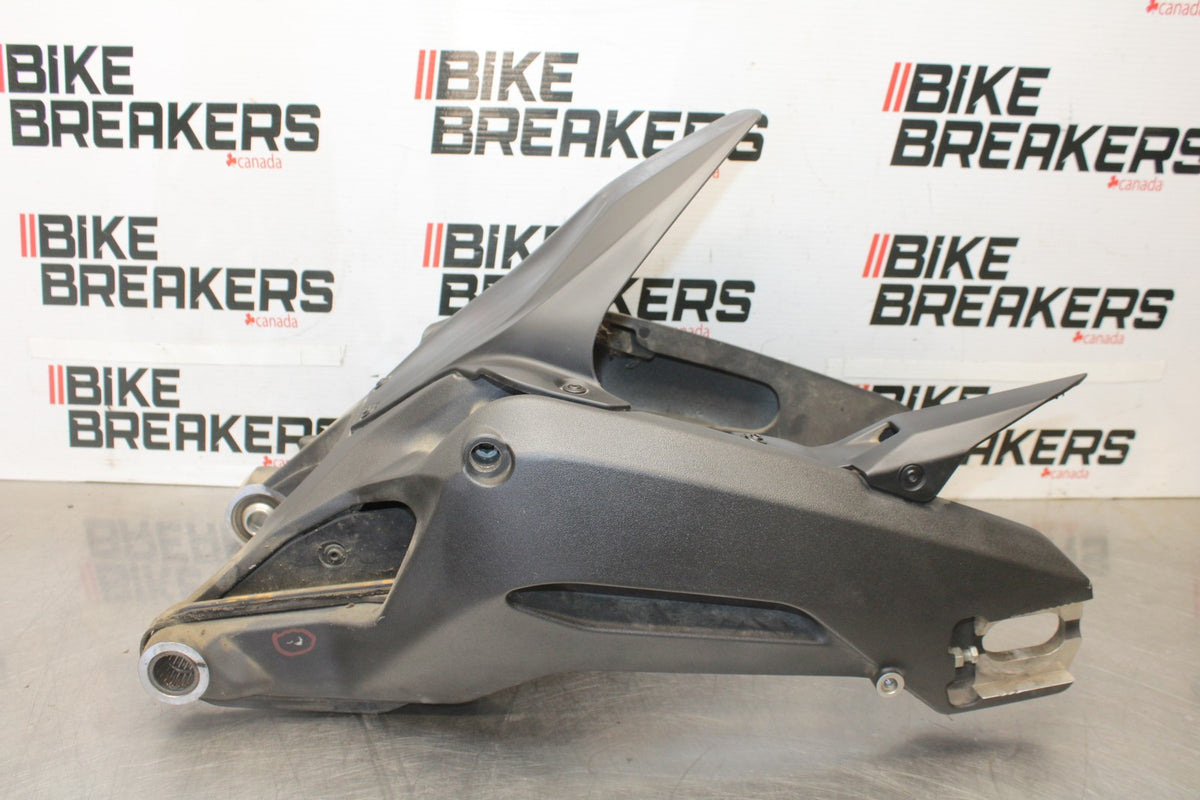 16 DUCATI 959 PANIGALE REAR SWINGARM BACK SUSPENSION SWING ARM BB912