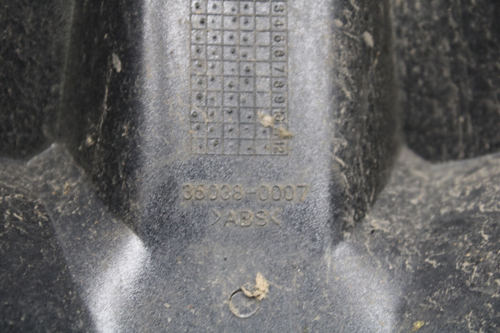 18-23 KAWASAKI NINJA 400 EX400 ABS FRONT WHEEL FENDER COWL FAIRING BB747