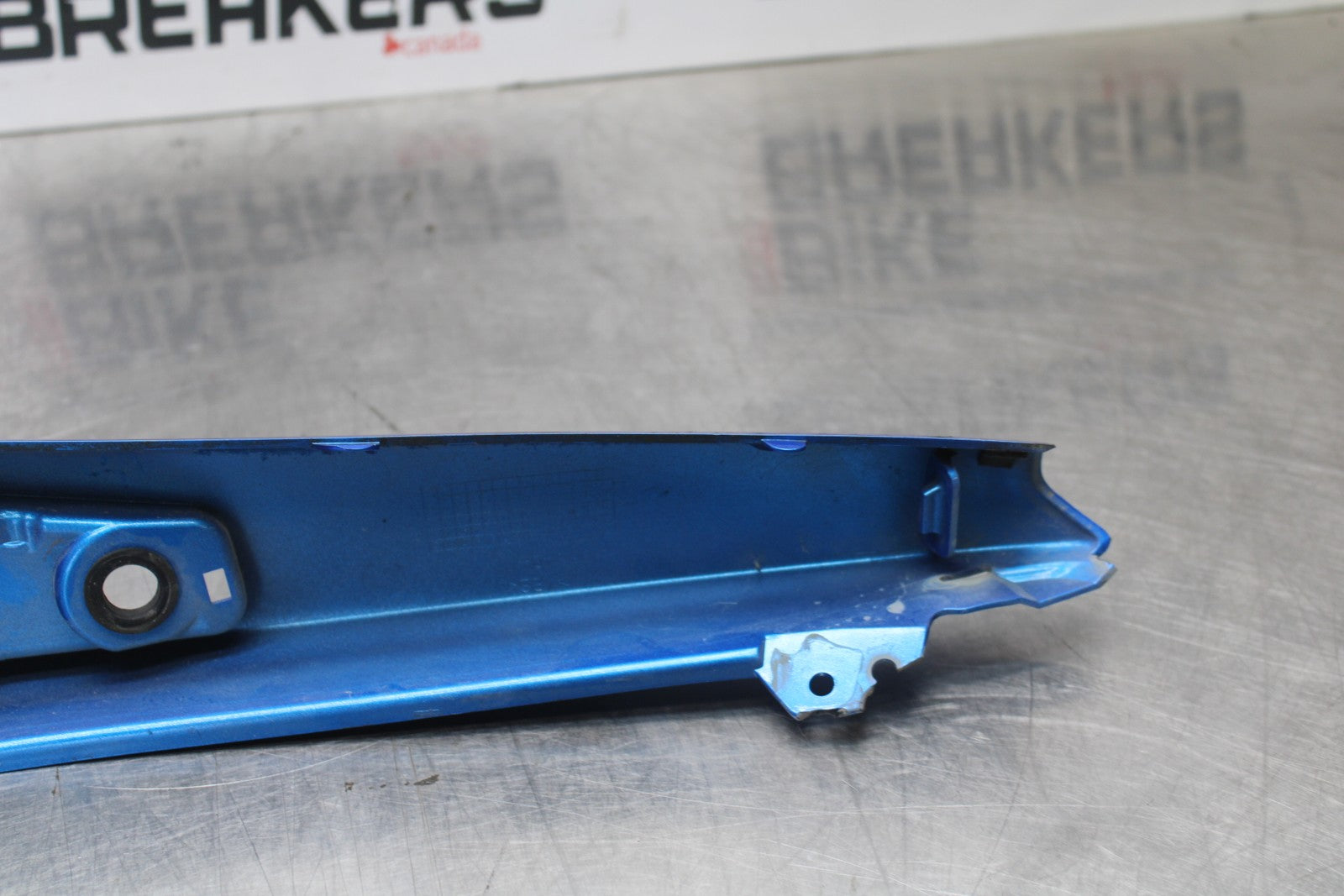 09-10 KAWASAKI ER-6N LEFT REAR BACK TAIL FAIRING COWL SHROUD BB205