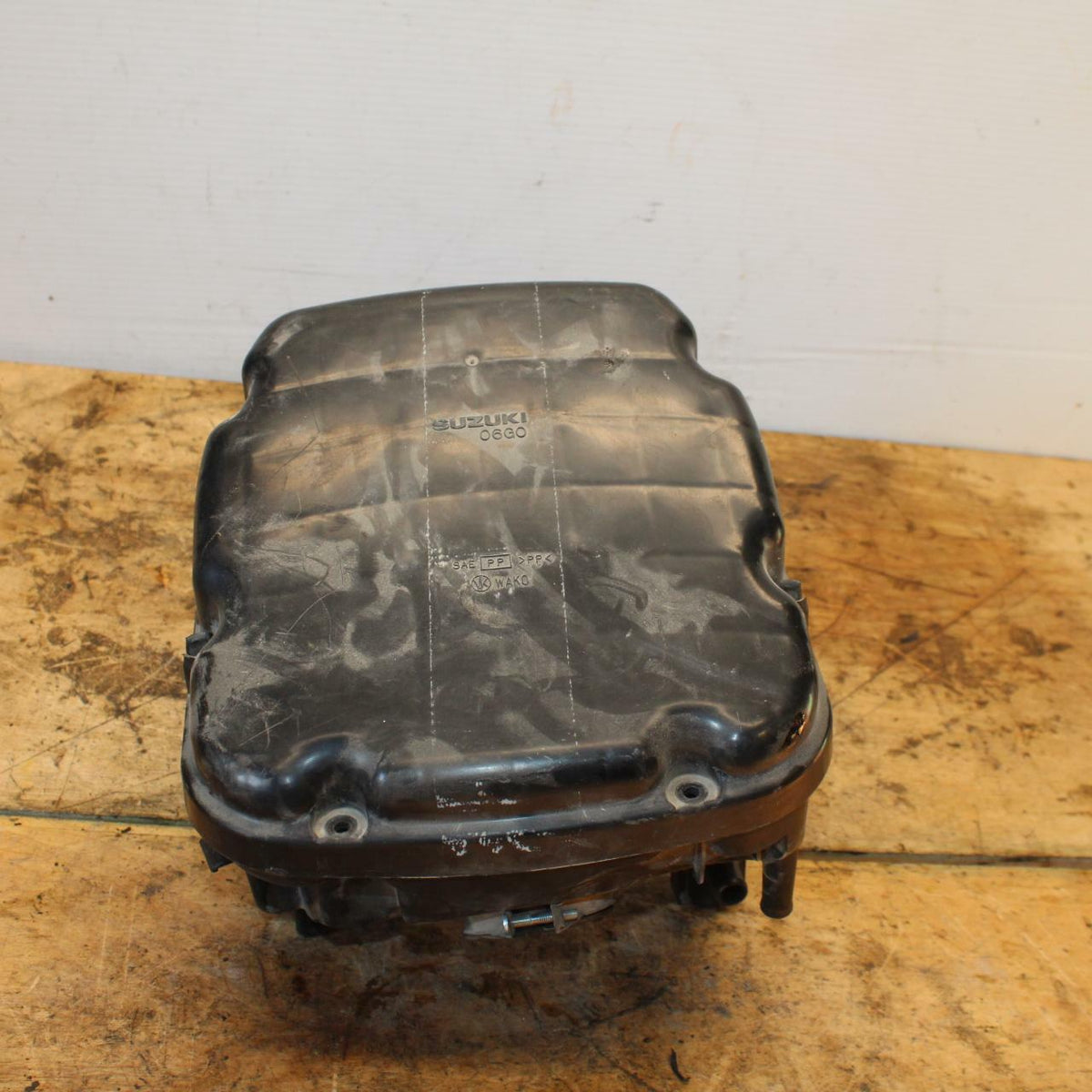 07-11 SUZUKI VSTROM 650 AIRBOX AIR INTAKE FILTER BOX BB340