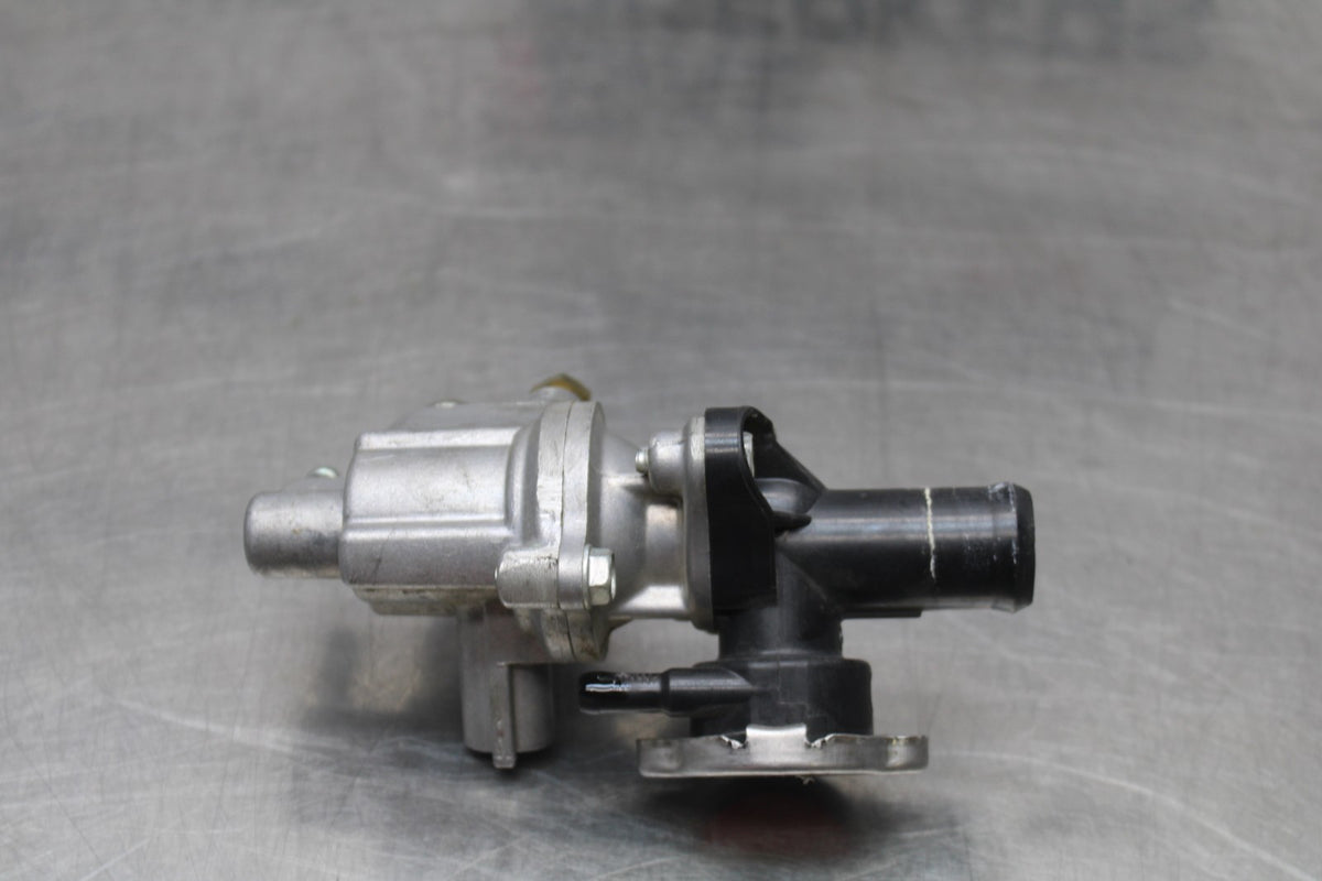 07 HONDA VTX1300R THERMOSTAT W HOUSING ASSEMBLY BB825
