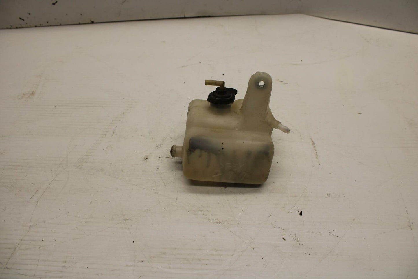 06 YAMAHA YZF R1 COOLANT WATER TANK RESERVOIR BOTTLE 5VY-21871-00-00 BB282