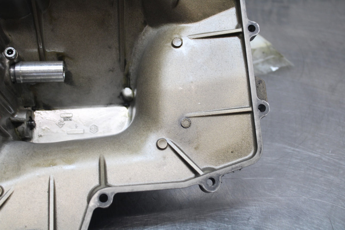 15 APRILIA RSV4 FACTORY APRC ABS ENGINE MOTOR BOTTOM OIL PAN COVER BB901