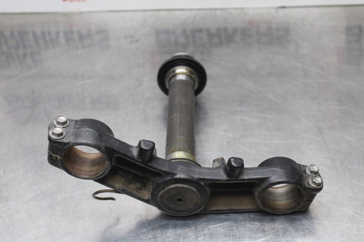 06 KAWASAKI Z750 FRONT FORKS CLAMP LOWER TRIPLE TREE STEM BB837