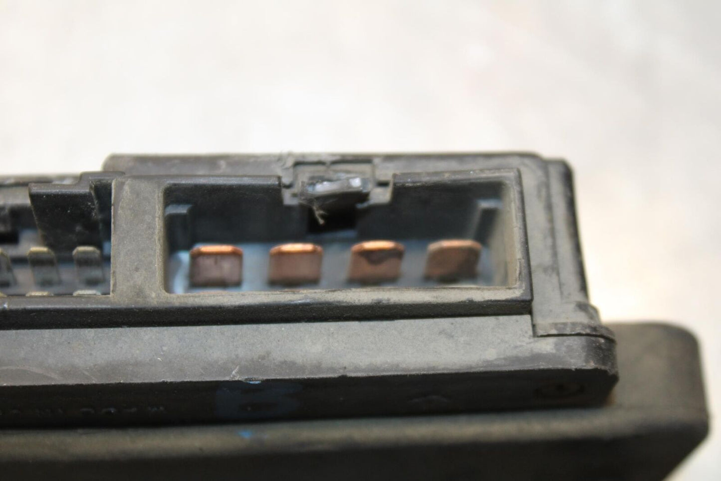 2005 Kawasaki Vulcan 1500 VN1500N Classic FUSE RELAY JUNCTION BOX A & B BB576