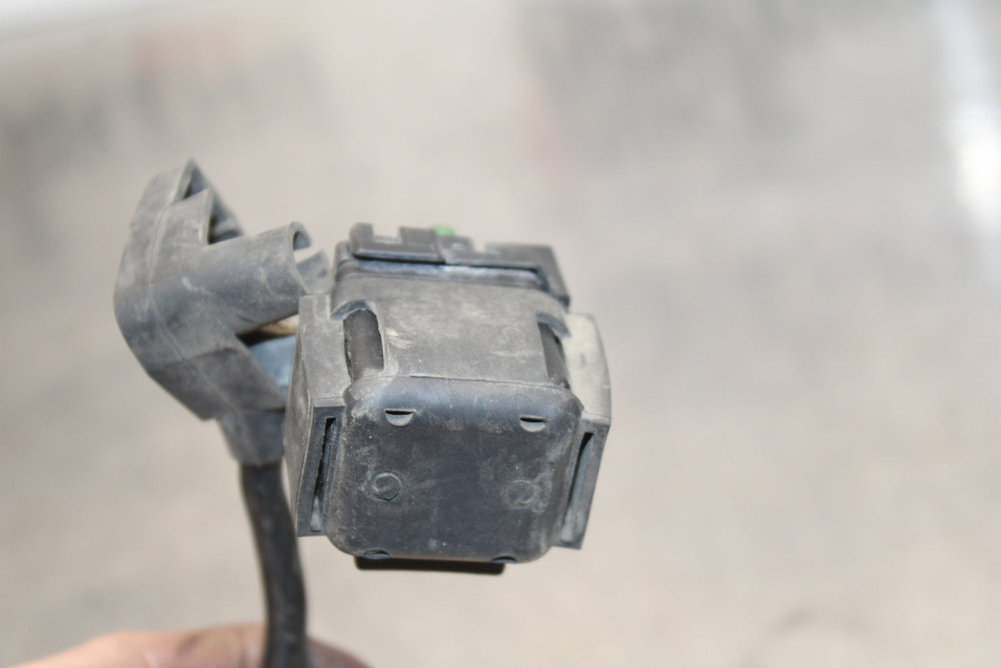 04-05 KAWASAKI NINJA ZX10R ENGINE STARTER RELAY STARTING MOTOR SWITCH BB163