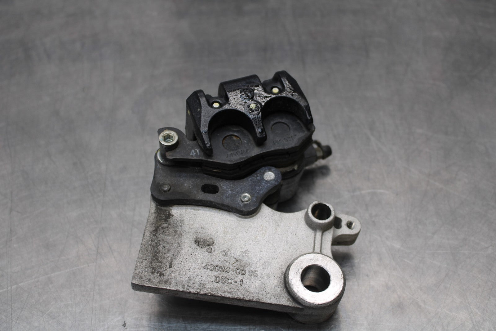 13-17 KAWASAKI NINJA 300 EX300 ABS REAR BACK BRAKE CALIPER W MOUNT BRACKET BB187